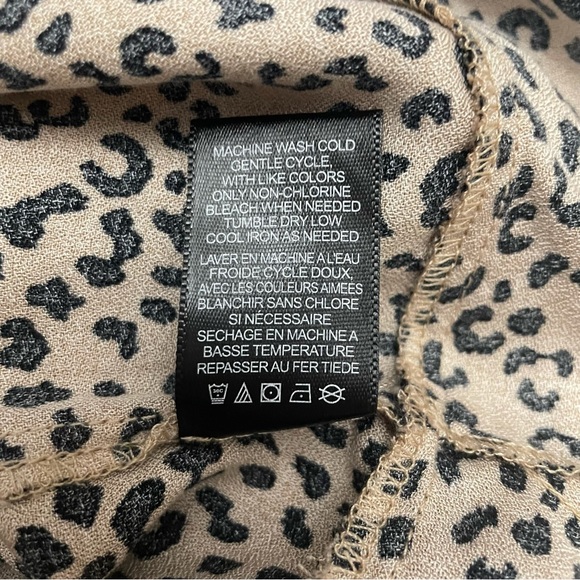 AFRM x Nordstrom Two-Tone Animal Print Long Sleeve Crop Front Tie Blouse - Picture 9 of 9